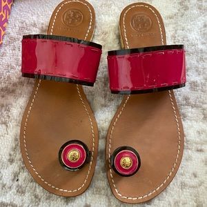 Like New Tory Burch Elsa Sandal in Patent Leather with Gold